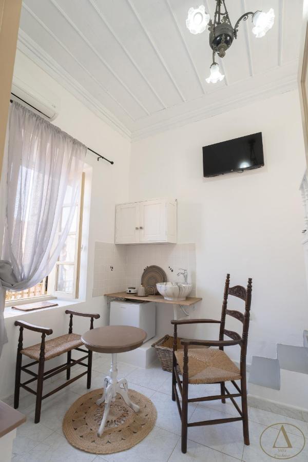 Mansion House Villa Chalki Town Exteriör bild