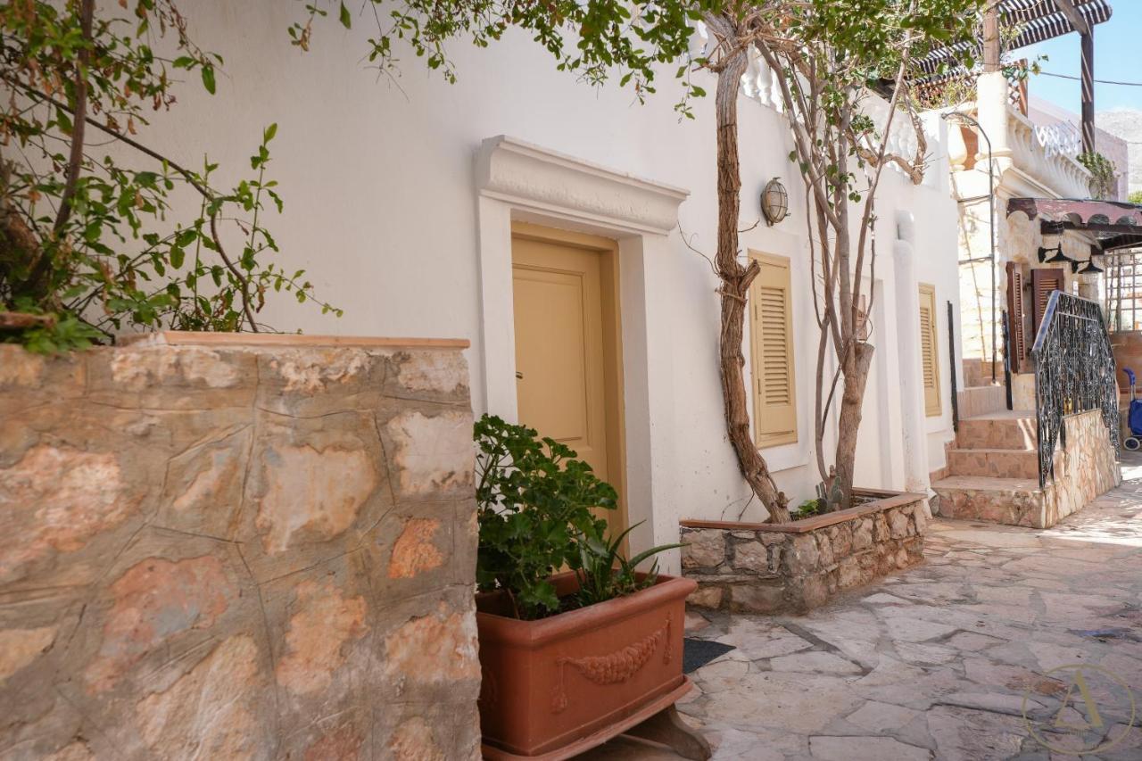 Mansion House Villa Chalki Town Exteriör bild
